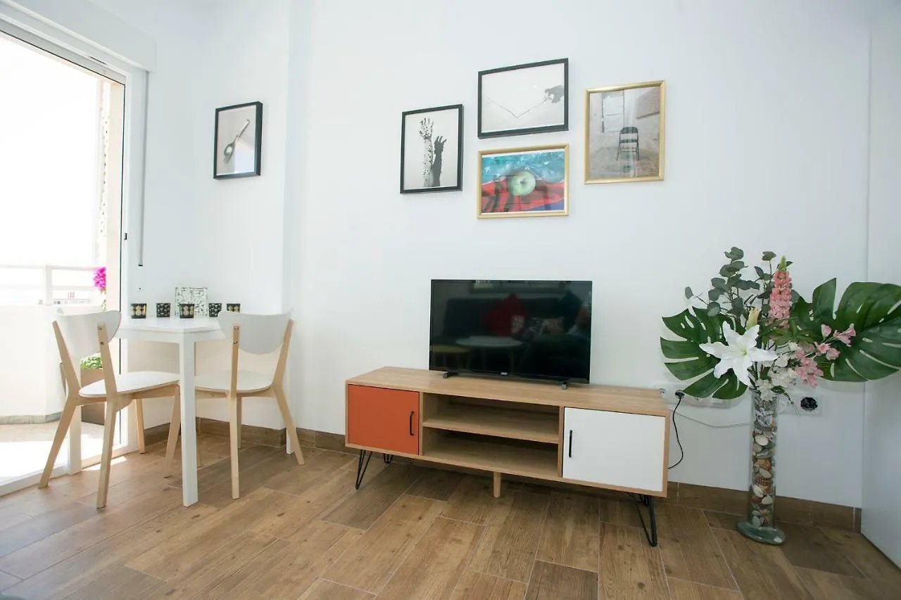 Monko Lovely, Quiet & Center Sea Views O Торремолинос